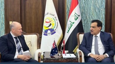 صورة استقبل السيد عبد الرزاق الزهيري، رئيس اتحاد الغرف التجارية العراقية، يوم امس سعادة السفير الأسترالي في العراق السيد غلين مايلز، في مقر الاتحاد ببغداد.